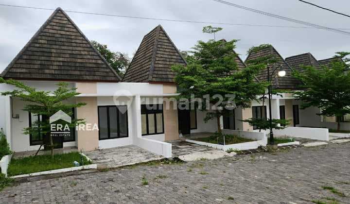 New Yogyakarta House for Sale in Kalasan Sleman Near Adisucipto Airport