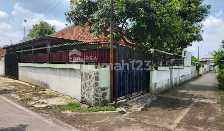 Rumah Murah Solo Serengan Dawung Dekat Pusat Bisnis Solo Baru