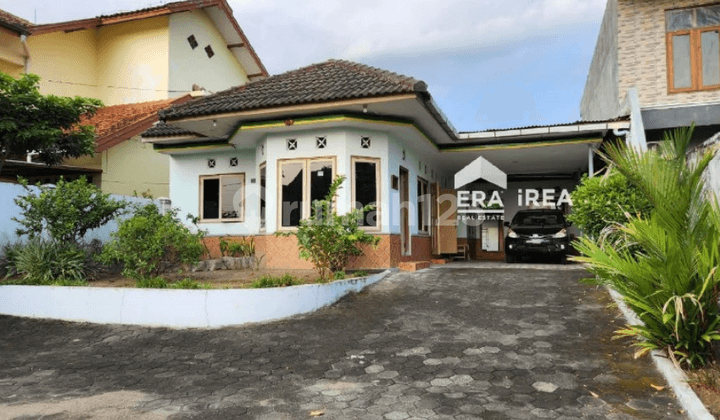 Rumah Siap Huni Jogja Halaman Luas Dekat Alun alun Dan Malioboro