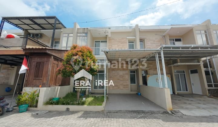 Dijual Rumah Solo Dekat Luwes Gentan