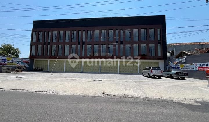 Ruko Baru 3 Lantai Murah Colomadu Solo Dekat Exit Tol Colomadu