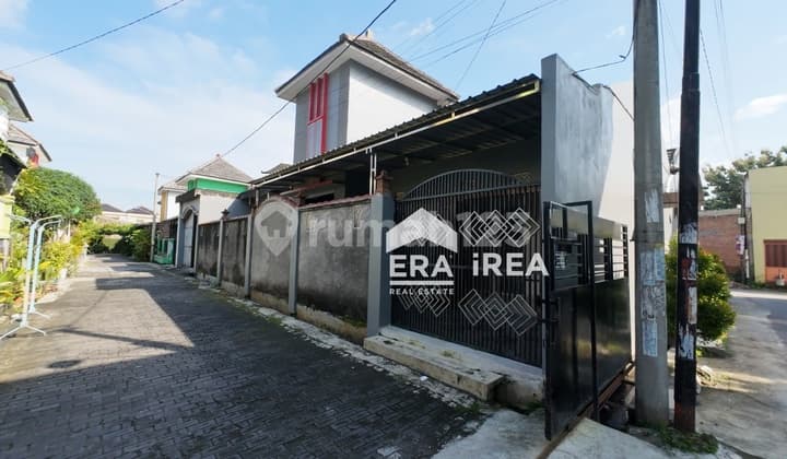 Rumah Solo Dijual Dekat Luwes Gentan