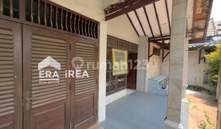 House for Sale in Solo Baru Near Pakuwon Mall