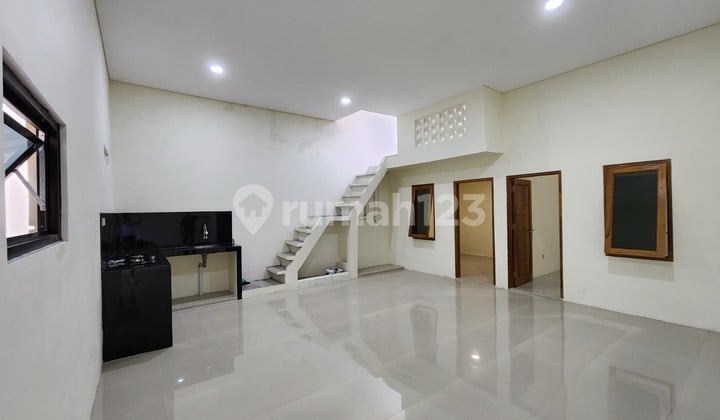 "Solo House for Sale Near Dr. Oen Hospital Kandang Sapi Solo"