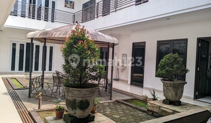 Rumah Kantor Siap Pakai di Jati Padang