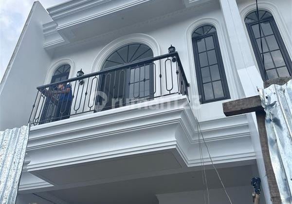 Jarang Ada Rumah Brand New Terjangkau di Otista