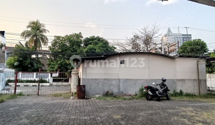 Jual Mendekati NJOP Tanah SHM 940m2 Pinggir Jalan Utan Kayu Raya