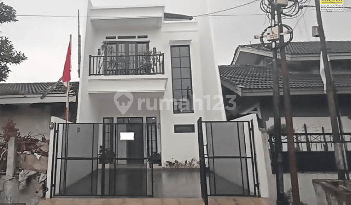 Rumah Baru Siap Huni di Komplek Megapolitan Cinere