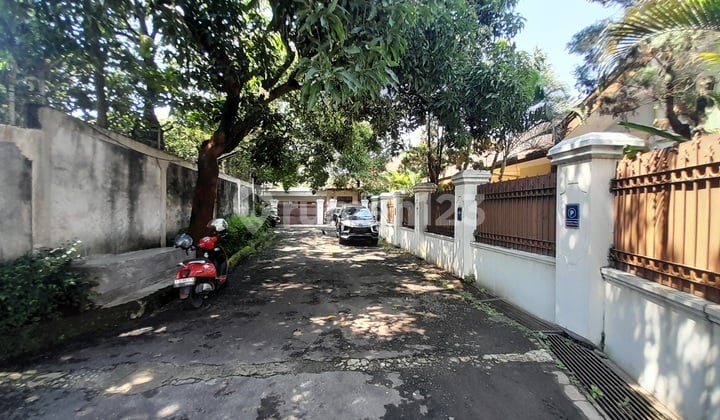 Tanah Plus Bangunan Di Ampera Jakarta Selatan