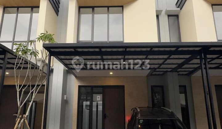 Rumah 2 Lantai Smarthome di Premier Estate2