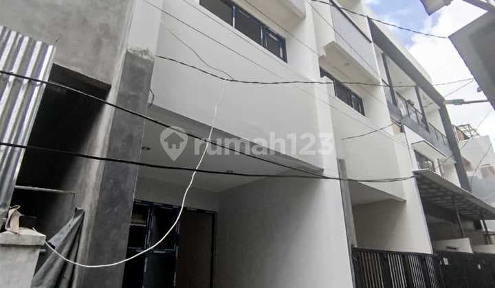 New Strategic Flood-Free House in Tanjung Duren