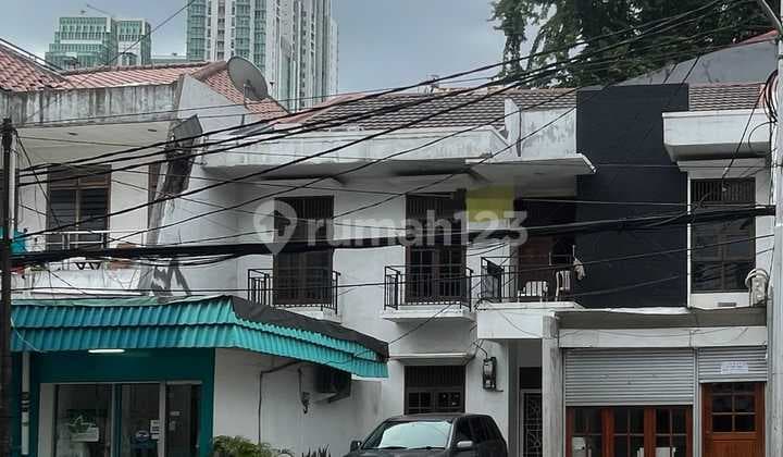 Rumah Startegis Bebas Banjir di Setiabudi