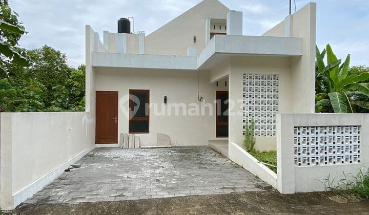 Rumah 2 Lantai View Merapi di Gamping Sleman