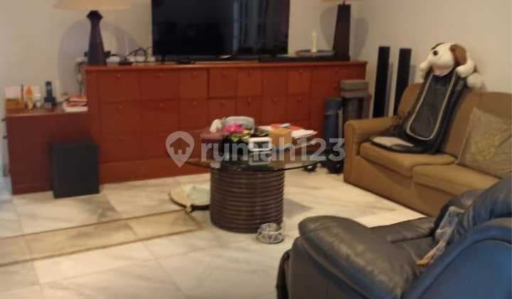 Rmh 2 Lantai di Jl. Cipaku Kby Baru. SHM Strategis