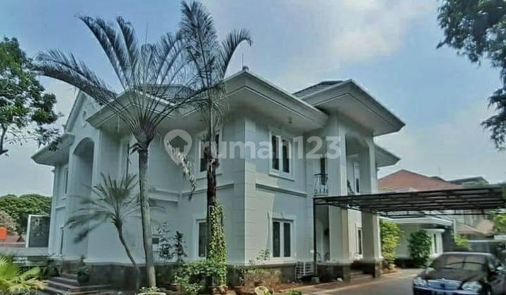 Rumah 2 Lantai Jl. Patiunus Dekat Pusat Perbelanjaan, Mewah Rumah