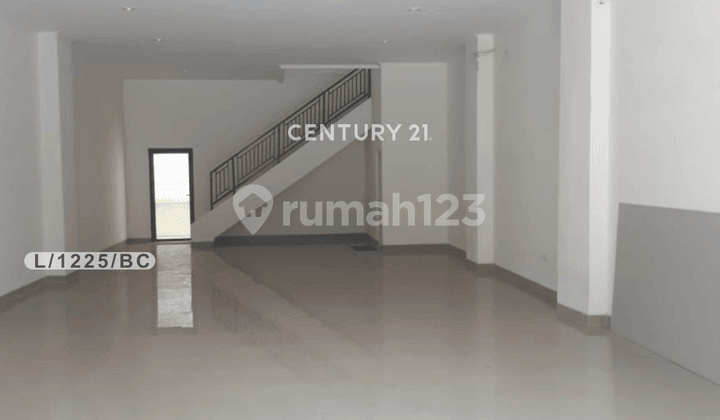 Ruko 2 Lantai Siap Pakai Stretegis di Buah Batu Kota Bandung