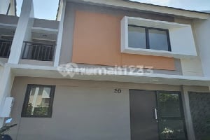 Rumah Baru 2 Lantai di Cluster Dayana Summarecon Bandung