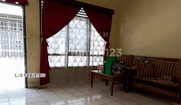 Rumah Mewah Nyaman dan Siap Huni di Srimahi Dalam Regol Bandung