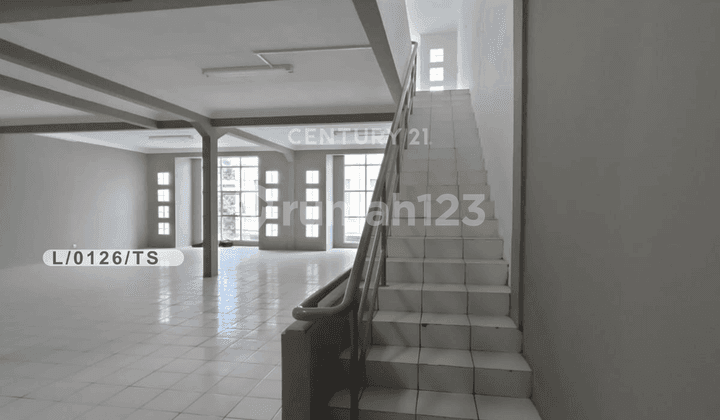 Ruko 3 Lantai Siap Pakai Lokasi Strategis Daerah Banceuy Bandung