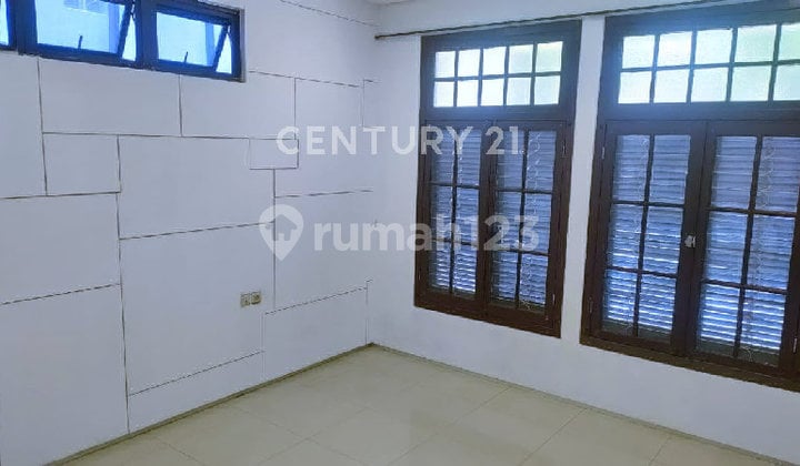 House can be used for Business Space in West Java.