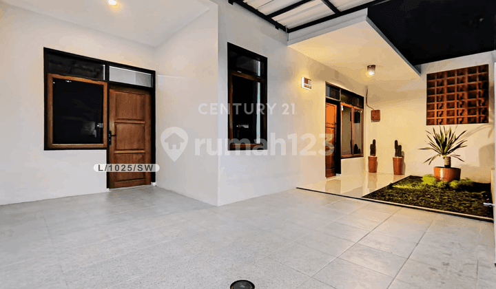 Rumah Siap Huni Lokasi Strategis di Komplek Sentosa Asih Bandung
