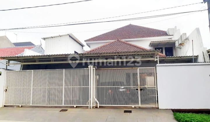 Two-Story Minimalist House on Jl. Manyar Tirtomoyo, East Sby