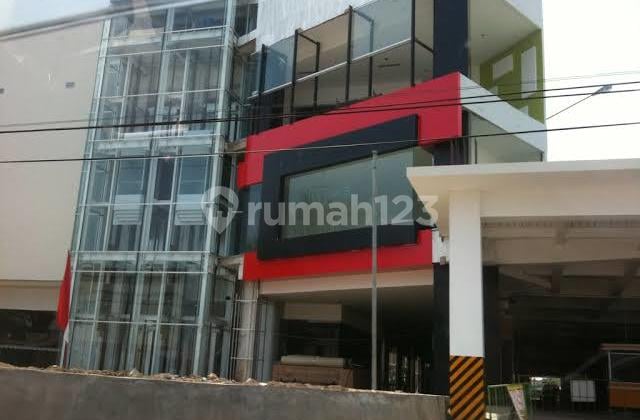 For Sale: Former Moro Mall on Perintis Kemerdekaan Street, Purwokerto Kulon, South Purwokerto, Central Java.