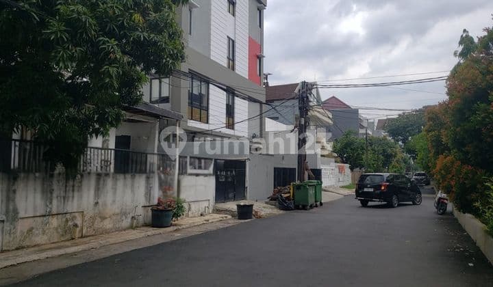 Dijual Rumah di Jl. Pluit Permai, Jakarta Utara