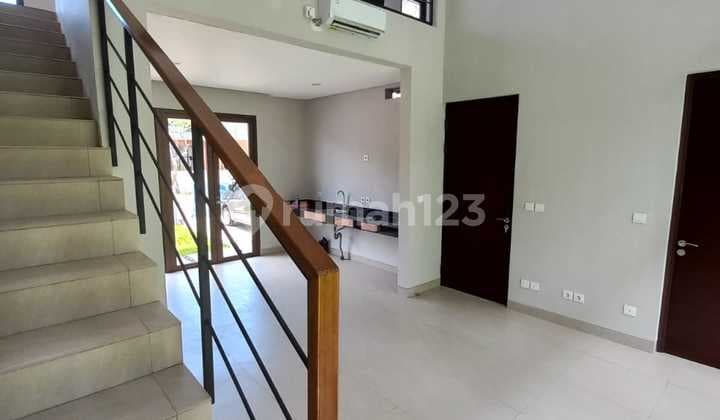 Loft Style Villa di Dekat Pantai Kedungu, Bali Available Awal Feb 2026