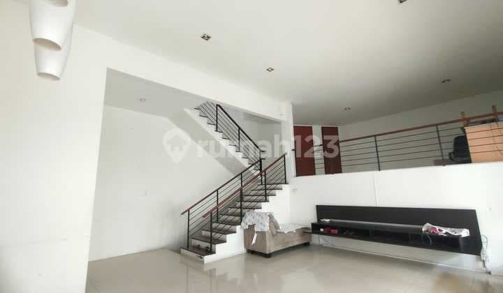 Nice House Suitable for Large Families Ready to Occupied Pasteur, Bandung