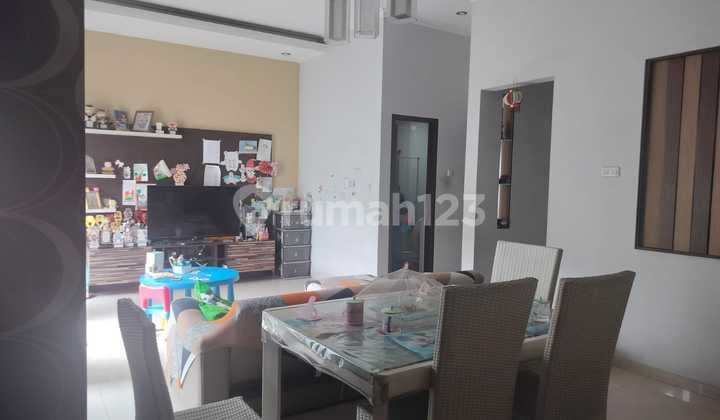 Ready-to-occupy residential house in Melong Asih Regency Housing