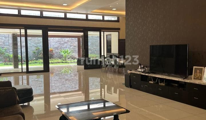 Rumah Mainroad Idaman Cocok untuk Keluarga Besar Siap Huni Strategis Soekarno Hatta Bandung