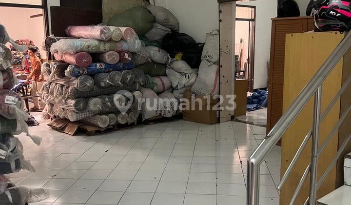 Ruko 2,5 Lantai Siap Pakai Cocok untuk Usaha Lokasi Strategis Holis Bandung