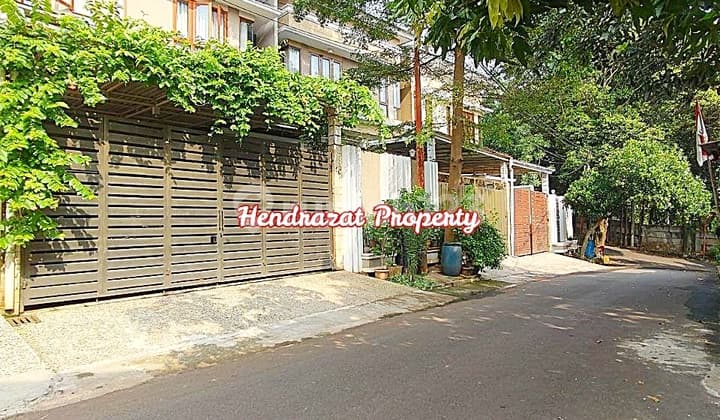 Dijual Cepat Rumah Bagus Dan Terawat Di Cilandak - Jakarta Selatan