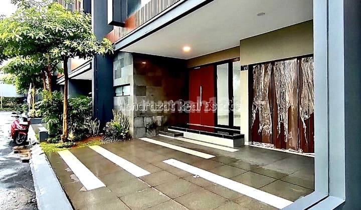 Townhouse Mewah Exclusive Full Furnish Free Bbn & Ajb Pancoran Jakarta
