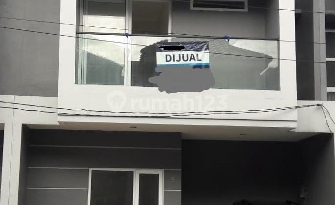 Rumah Baru 2 Lantai di Cluster Meruya Park Residence Jakarta Barat