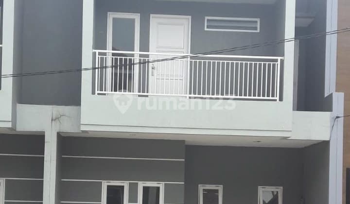 Rumah Baru 2 Lantai di Cluster Meruya Park Residence Jakarta Barat