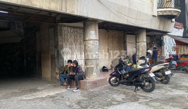 Hotel Bangunan Sudah 35 Tahun Sertifikat Hak Milik Bisa Dijadikan Supermarket Perkantoran Atau Kos Mewah Lokasi Sawah Besar