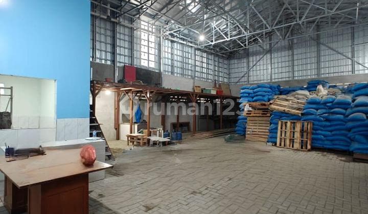 Gudang Baru Dibangun Butuh Uang Lokasi Dekat Jl Raya Perancis