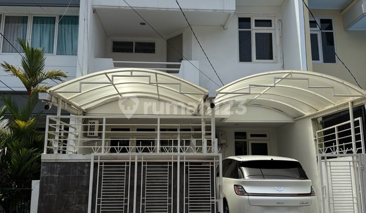 Rumah Taman Aries Baru Renovasi Unit Langka Jarang Ada 5 Menit An ke Mall dan Tol