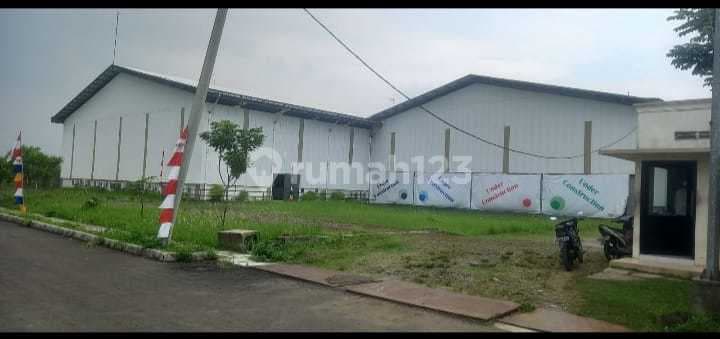 Strategic Ready-to-Use Factory in a Flood-Free Area of Tangerang