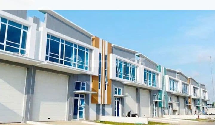 GUDANG EXCLUSIVE KAWASAN INDUSTRI DEKAT TOL DI TANGERANG.