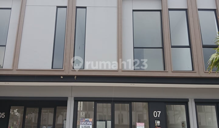 RUKO 3 LANTAI BARU DAN CANTIK SIAP PAKAI DI TANGERANG.