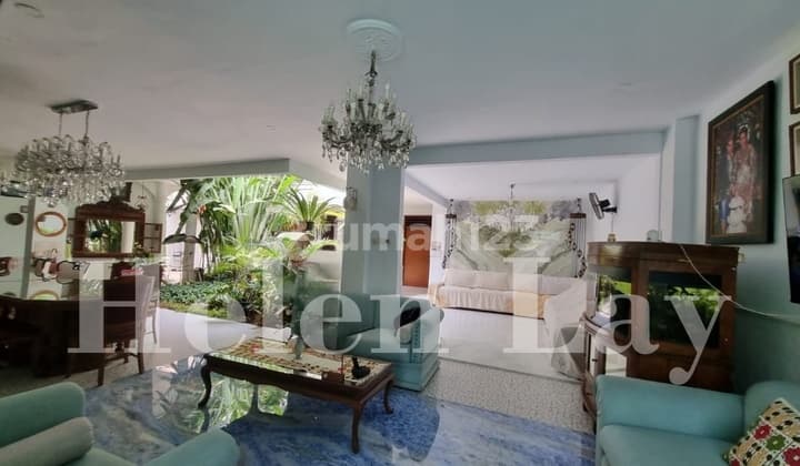 Dijual Rumah Daerah Menteng 6Br