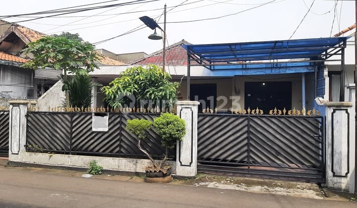 Rumah Di Jatinegara Akses Strategis Ke Toll Dan Commercial Area