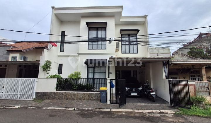 Rumah Bagus Siap Huni Dalam Kompleks Pejaten Barat 5 Kamar Tidur 6 KM