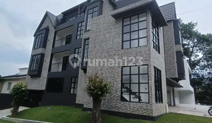 Rumah Sultan Harga Bagus Posisi Hook Sentul City.bogor