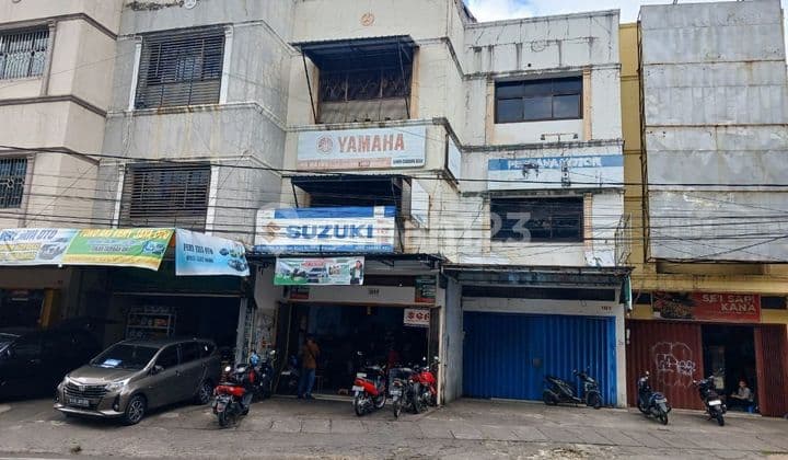 Disewakan Ruko di Jalan Veteran Utara