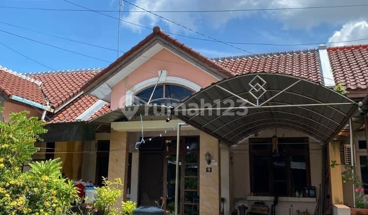 Dijual Rumah di Puri Mutiata Monginsidi
