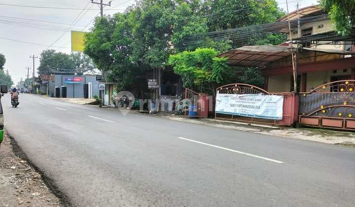 Rumah Pinggir Jl Raya Cocok Buat Usaha